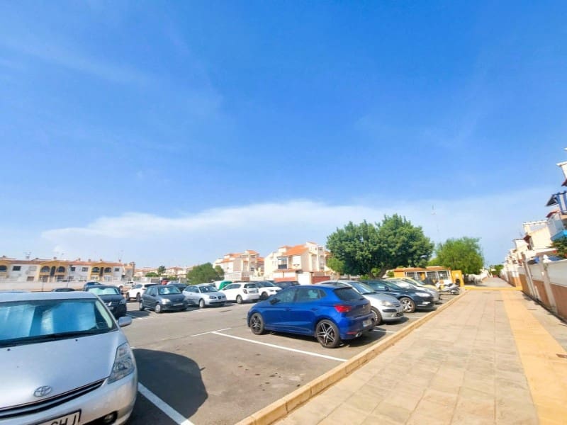 2 bedroom Bungalow for sale in Playa Flamenca - € 147,000 (Ref: 9194082)