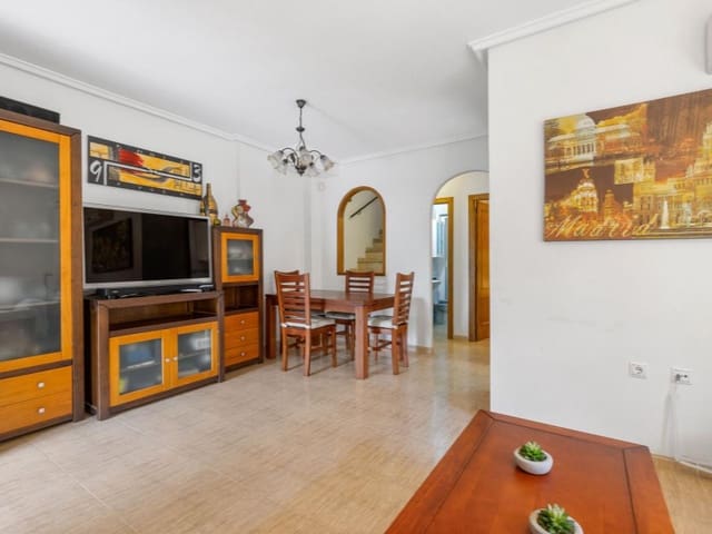 3 makuuhuone Omakotitalo myytävänä paikassa La Florida, Orihuela - 219 000 € (Ref: 9196190)