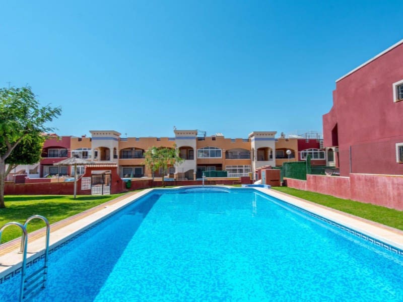 3 soveværelse Byhus til salg i La Florida - € 219.000 (Ref: 9196190)