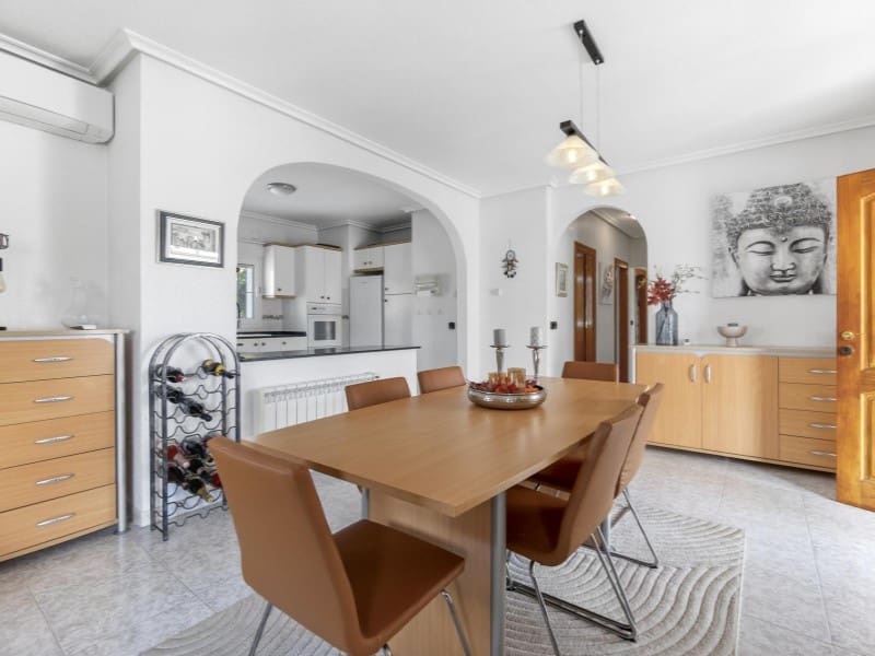 4 soverom Villa til salgs i Playa Flamenca med svømmebasseng - € 599 000 (Ref: 9196192)