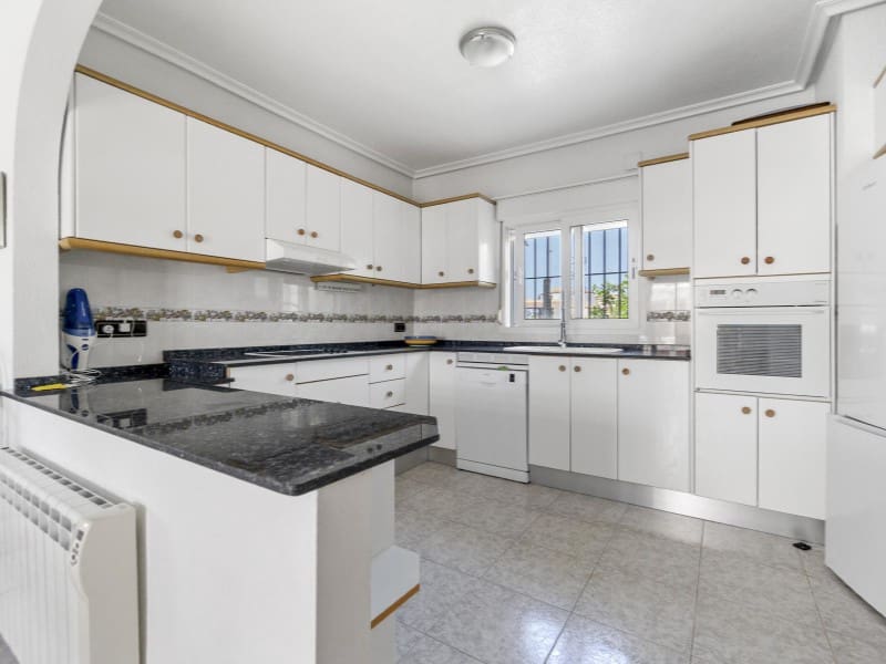 4 soverom Villa til salgs i Playa Flamenca med svømmebasseng - € 599 000 (Ref: 9196192)