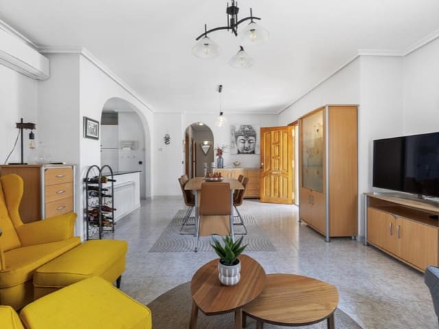 4 soverom Villa til salgs i Playa Flamenca, Orihuela med svømmebasseng - € 599 000 (Ref: 9196192)