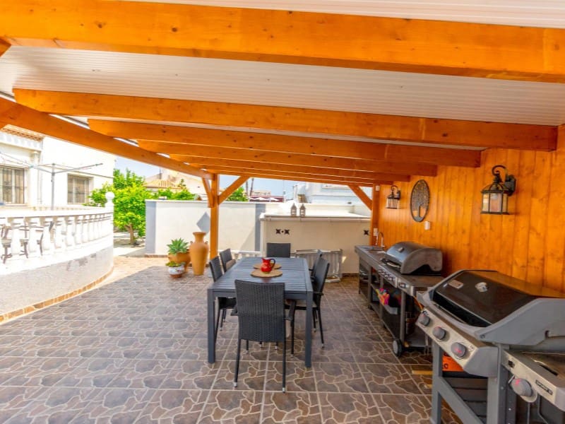 4 soverom Villa til salgs i Playa Flamenca med svømmebasseng - € 599 000 (Ref: 9196192)