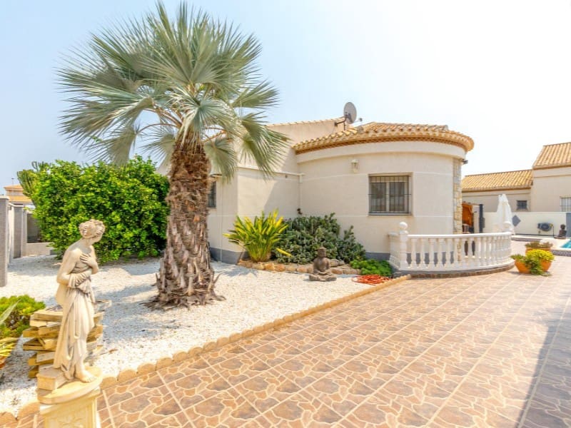 4 soverom Villa til salgs i Playa Flamenca med svømmebasseng - € 599 000 (Ref: 9196192)