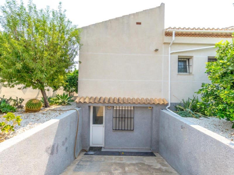 4 soverom Villa til salgs i Playa Flamenca med svømmebasseng - € 599 000 (Ref: 9196192)