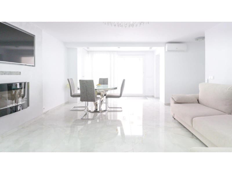 4 bedroom Townhouse for sale in Punta Prima with pool - € 545,000 (Ref: 9196196)