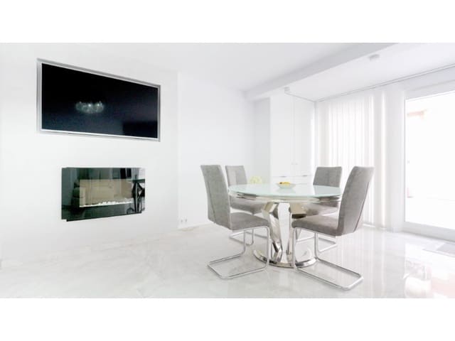 4 camera da letto Casa in vendita in Punta Prima, Torrevieja con piscina - 545.000 € (Rif: 9196196)