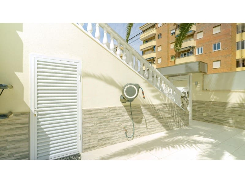 4 bedroom Townhouse for sale in Punta Prima with pool - € 545,000 (Ref: 9196196)