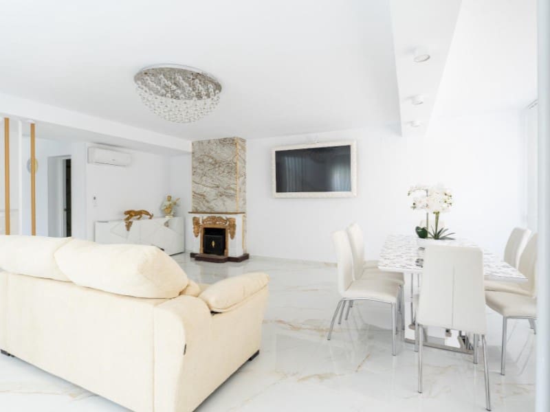 4 bedroom Townhouse for sale in Punta Prima with pool - € 545,000 (Ref: 9196196)