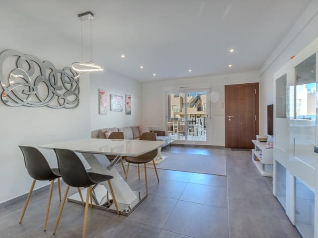 3 soverom Bungalow til salgs i Aguas Nuevas, Torrevieja med garasje - € 268 000 (Ref: 9196198)