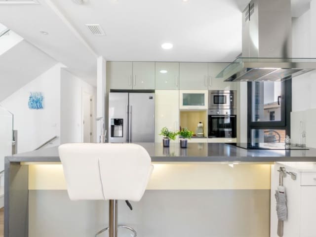 5 camera da letto Villa in vendita in Parque Acuático - Sector 25, Torrevieja con piscina - 439.000 € (Rif: 9197993)