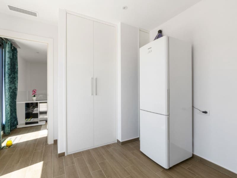 5 sypialnia Willa na sprzedaż w Torrevieja z basenem - 439 000 € (Ref: 9197993)