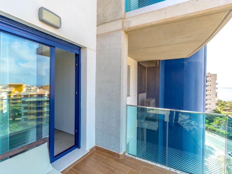 3 bedroom Apartment for sale in Punta Prima with garage - € 590,000 (Ref: 9198000)