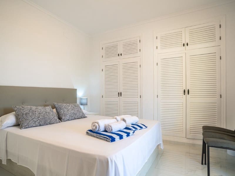 3 sypialnia Willa na sprzedaż w El Chaparral z basenem - 535 000 € (Ref: 9198004)