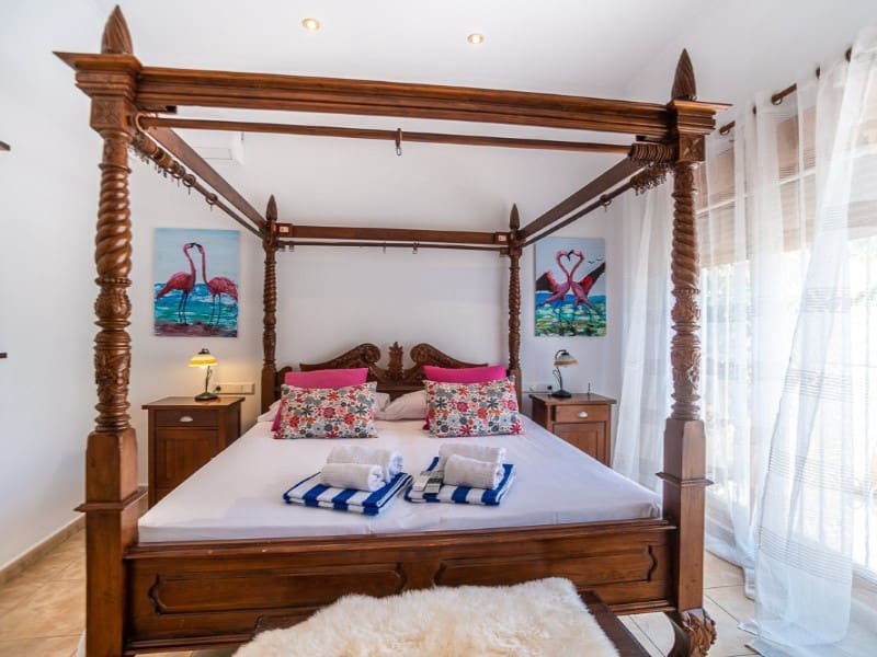 3 sypialnia Willa na sprzedaż w El Chaparral z basenem - 535 000 € (Ref: 9198004)