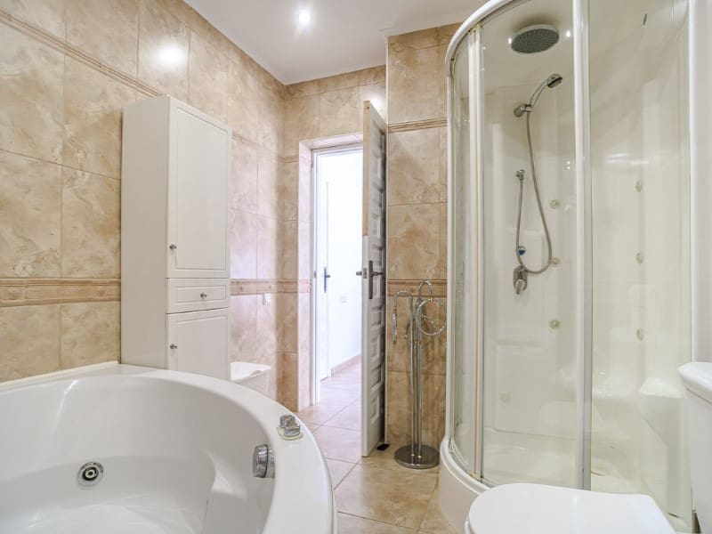 3 sypialnia Willa na sprzedaż w El Chaparral z basenem - 535 000 € (Ref: 9198004)