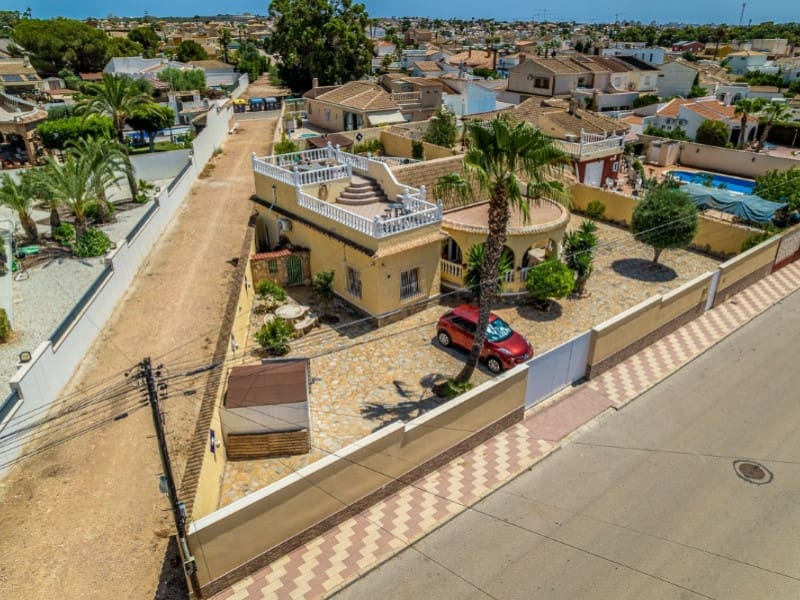 3 sypialnia Willa na sprzedaż w El Chaparral z basenem - 535 000 € (Ref: 9198004)