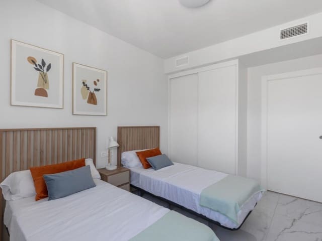 2 soverom Penthouse til salgs i Playa Flamenca, Orihuela - € 495 000 (Ref: 9204862)