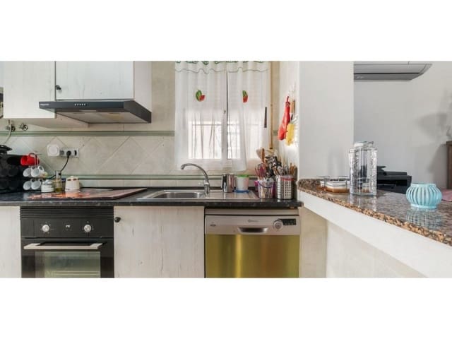 3 makuuhuone Huvila myytävänä paikassa Las Filipinas - 295 000 € (Ref: 9206873)