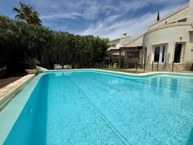 4 bedroom Villa for sale in Villamartín - Las Filipinas, Orihuela with garage - € 830,000 (Ref: 9206874)