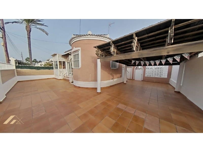 3 soverom Villa til salgs i Torrevieja med svømmebasseng - € 324 500 (Ref: 9206886)