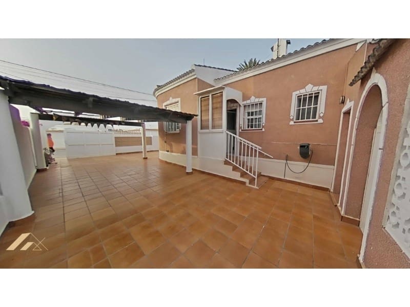 3 soverom Villa til salgs i Torrevieja med svømmebasseng - € 324 500 (Ref: 9206886)