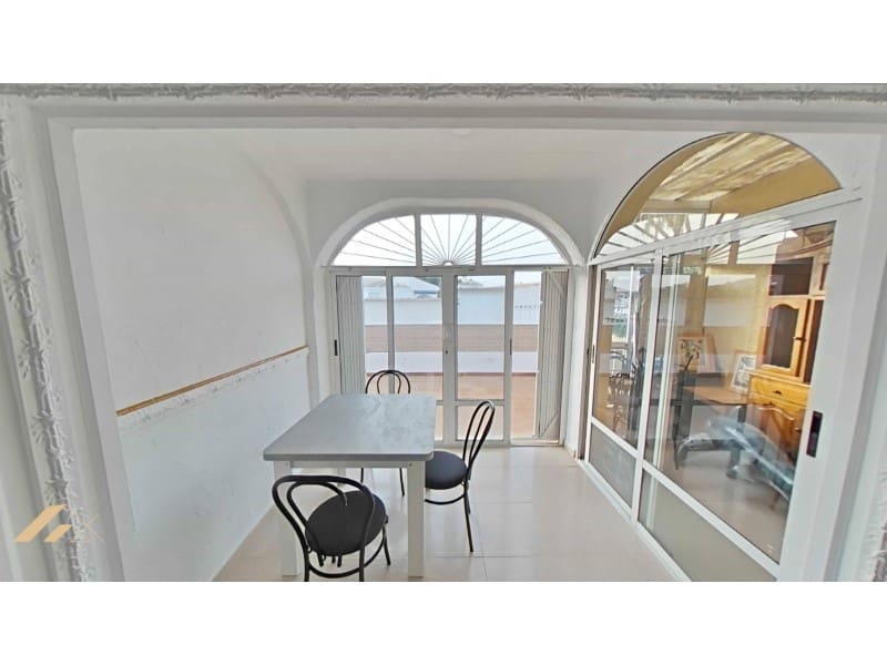 3 soverom Villa til salgs i Torrevieja med svømmebasseng - € 324 500 (Ref: 9206886)