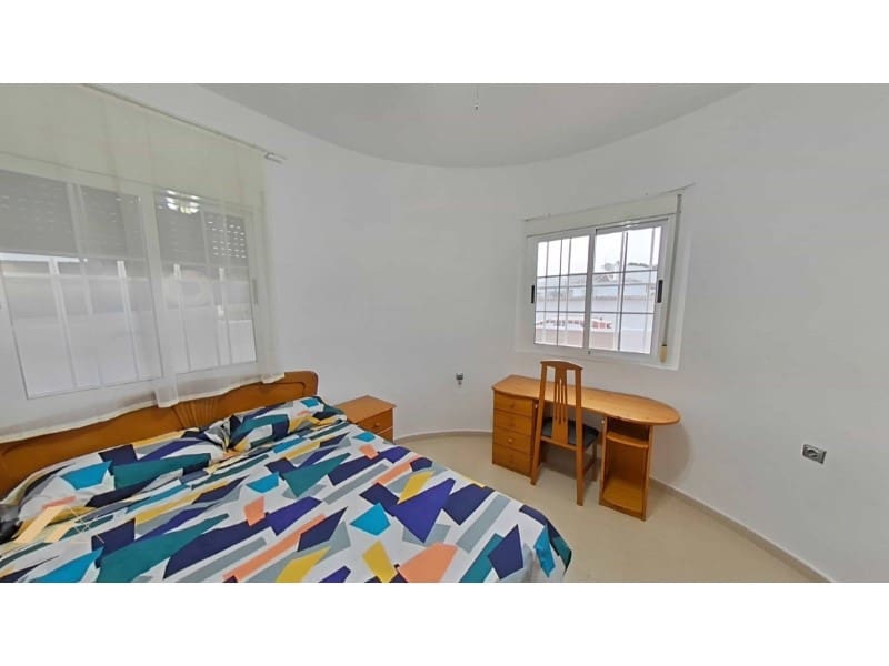 3 soverom Villa til salgs i Torrevieja med svømmebasseng - € 324 500 (Ref: 9206886)