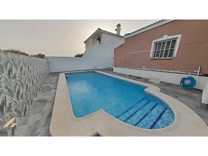 3 soverom Villa til salgs i Torrevieja med svømmebasseng - € 324 500 (Ref: 9206886)