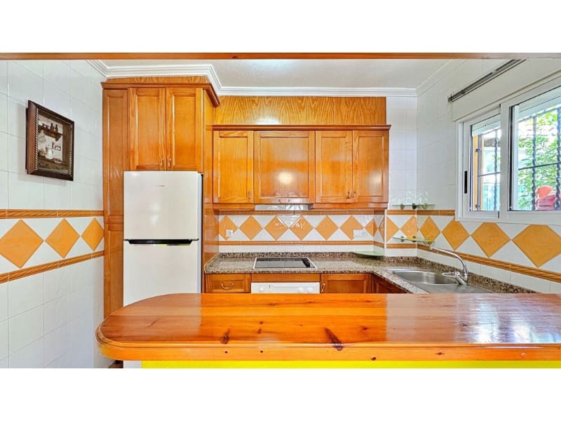 2 bedroom Townhouse for sale in Orihuela Costa - € 199,000 (Ref: 9215440)