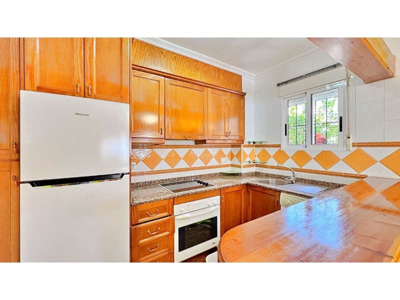 2 bedroom Townhouse for sale in Orihuela Costa - € 199,000 (Ref: 9215440)