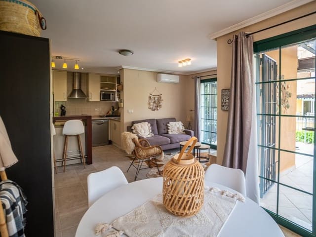 Chalet de 3 habitaciones en Los Balcones - Los Altos, Torrevieja en venta - 285.000 € (Ref: 9215442)