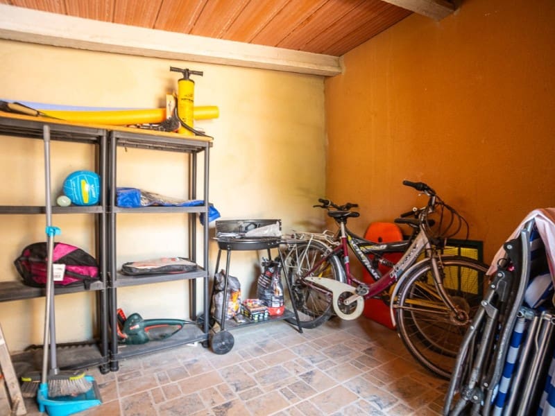 Chalet de 3 habitaciones en Torrevieja en venta - 285.000 € (Ref: 9215442)