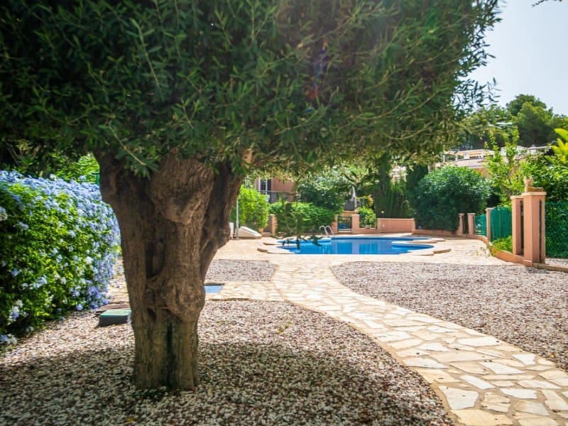 Chalet de 3 habitaciones en Torrevieja en venta - 285.000 € (Ref: 9215442)