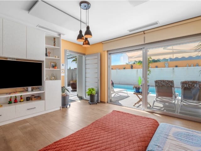 2 sovrum Villa till salu i Benijófar med pool - 399 000 € (Ref: 9215446)