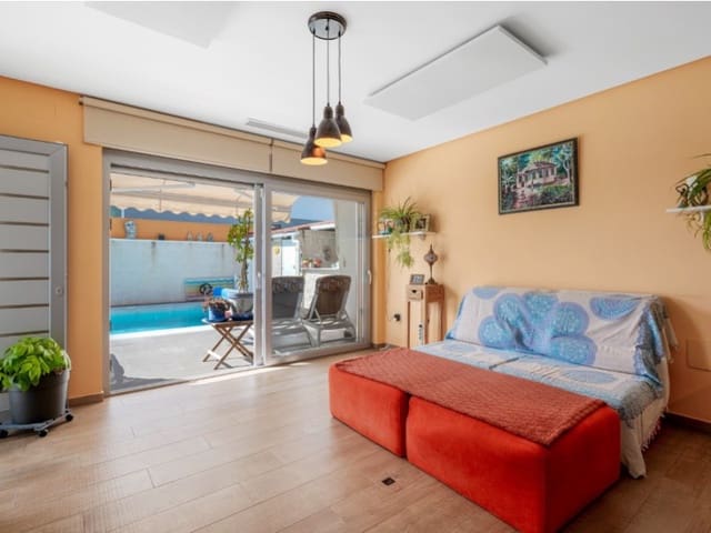 2 sovrum Villa till salu i Benijófar med pool - 399 000 € (Ref: 9215446)