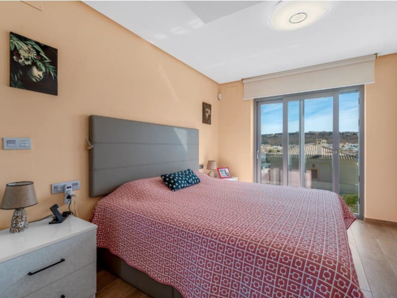 2 bedroom Villa for sale in Benijofar with pool - € 399,000 (Ref: 9215446)