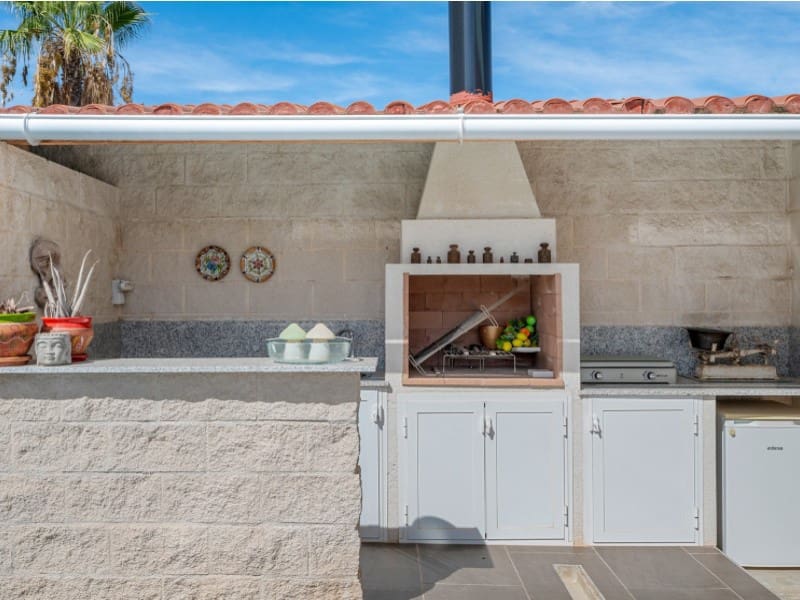 2 bedroom Villa for sale in Benijofar with pool - € 399,000 (Ref: 9215446)