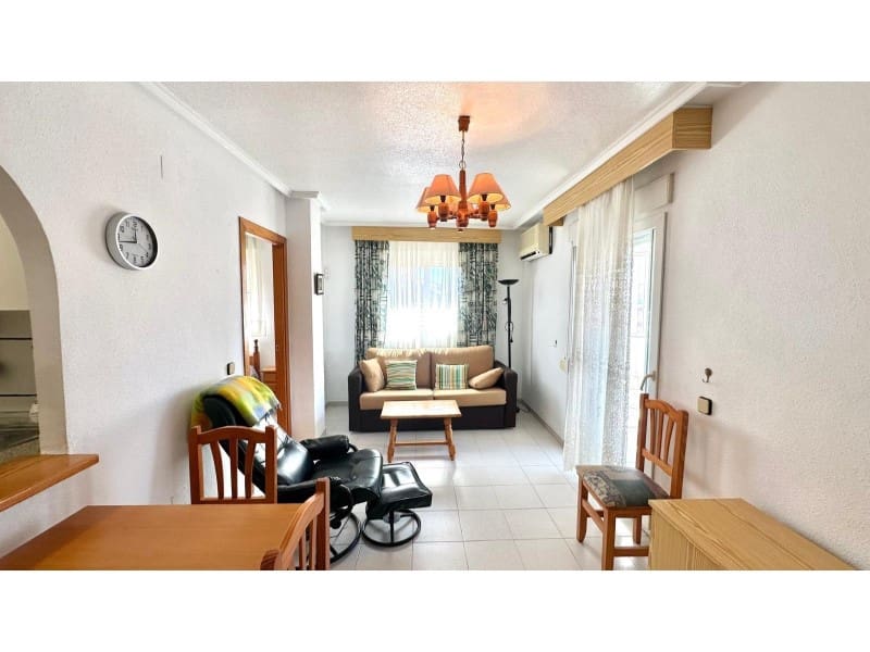 2 bedroom Penthouse for sale in Torrevieja - € 158,000 (Ref: 9218771)