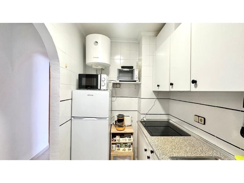 2 bedroom Penthouse for sale in Torrevieja - € 158,000 (Ref: 9218771)