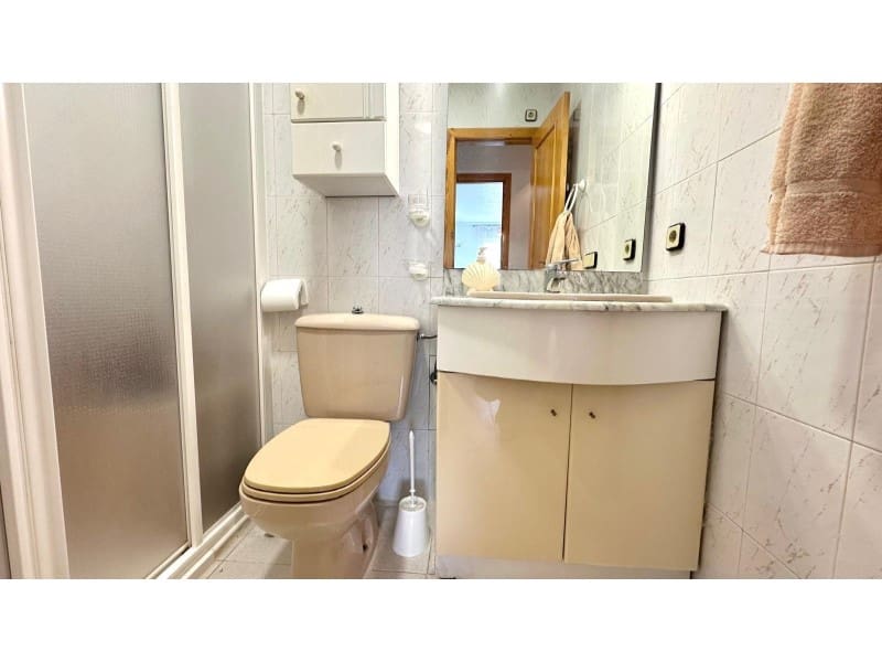 2 bedroom Penthouse for sale in Torrevieja - € 158,000 (Ref: 9218771)