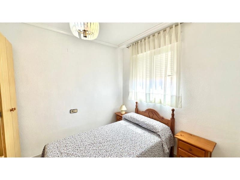 2 bedroom Penthouse for sale in Torrevieja - € 158,000 (Ref: 9218771)