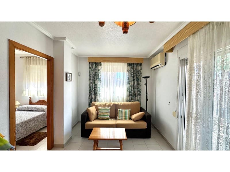 2 bedroom Penthouse for sale in Torrevieja - € 158,000 (Ref: 9218771)