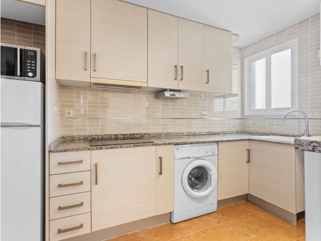 2 slaapkamer Appartement te koop in El Molino, Torrevieja met garage - € 142.000 (Ref: 9226875)