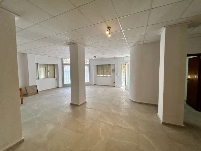 4 makuuhuone Huoneisto myytävänä paikassa Torrevieja - 156 000 € (Ref: 9228894)