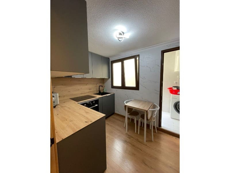 3 sypialnia Apartament na sprzedaż w Torrevieja - 189 000 € (Ref: 9228899)