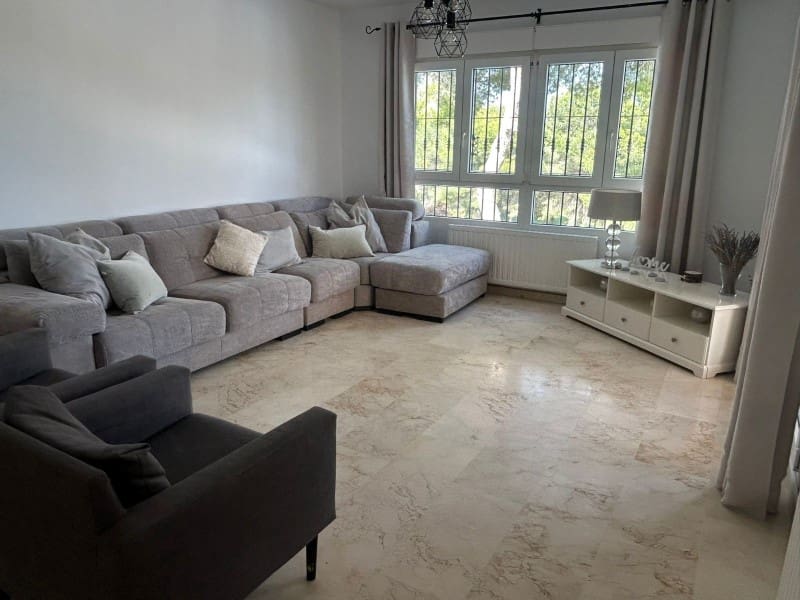 5 soverom Villa til salgs i Orihuela Costa med svømmebasseng garasje - € 639 900 (Ref: 9236958)