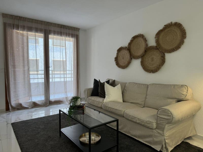4 Zimmer Apartment zu verkaufen in Torrevieja mit Garage - 239.000 € (Ref: 9236964)