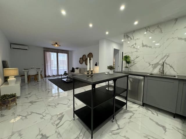 4 Zimmer Apartment zu verkaufen in Playa del Acequión, Torrevieja mit Garage - 239.000 € (Ref: 9236964)