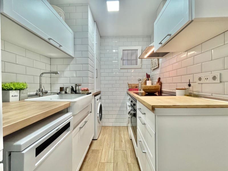 2 sovrum Lägenhet till salu i Torrevieja - 165 000 € (Ref: 9240192)